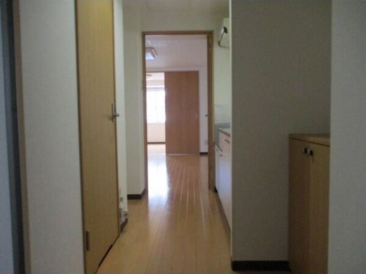 北海道札幌市中央区南八条西12(マンション)の賃貸物件の玄関