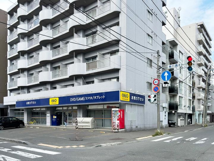 北海道札幌市中央区南八条西12(マンション)の賃貸物件の周辺