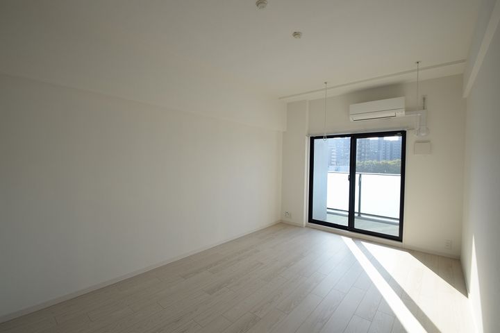 プライマル広島駅の居間