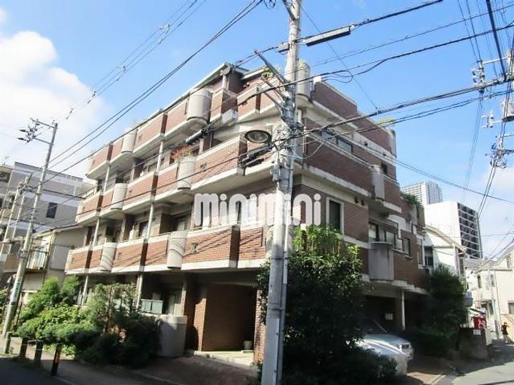 グランデ石川の外観