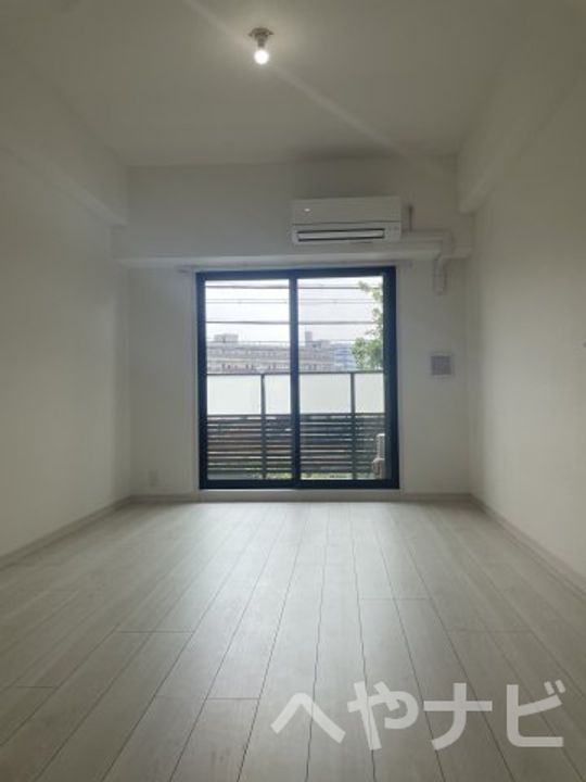 愛知県名古屋市熱田区新尾頭2(マンション)の賃貸物件の居間