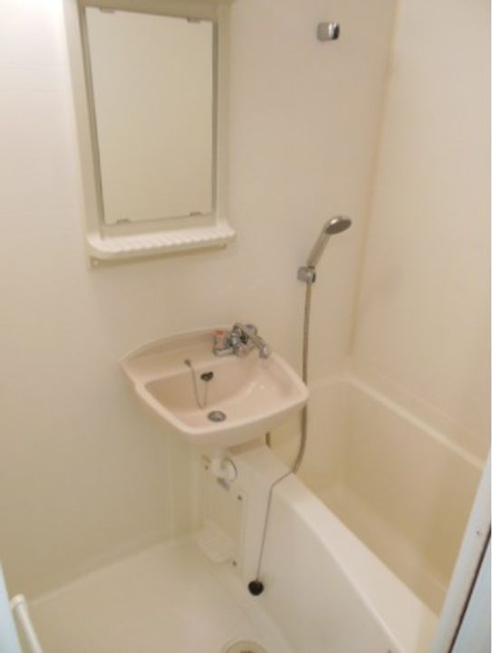 神奈川県横浜市中区山下町(マンション)の賃貸物件の風呂