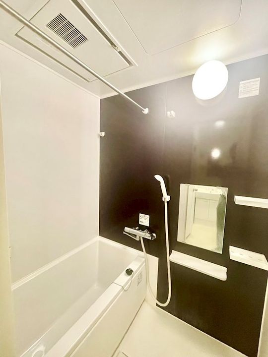 ★敷地内P付き★家賃5.5万円で住める2LDKの風呂