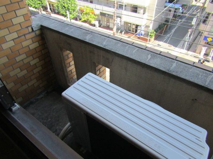 高橋ビルの内装