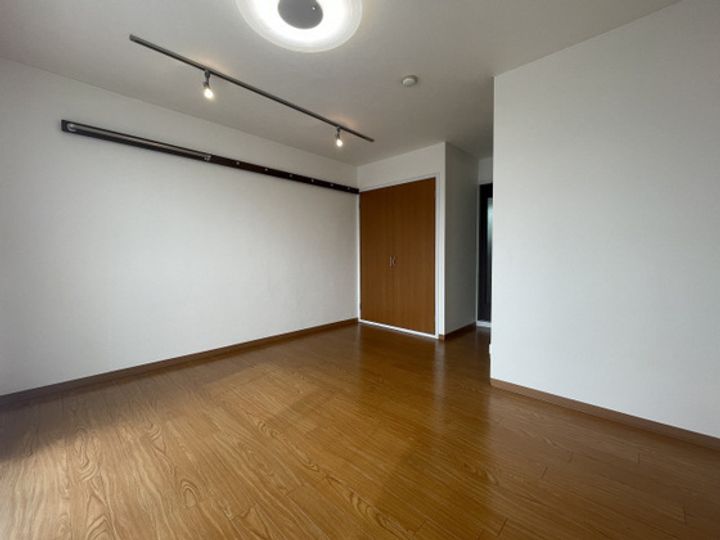 パークプレイス平井II号棟の居間