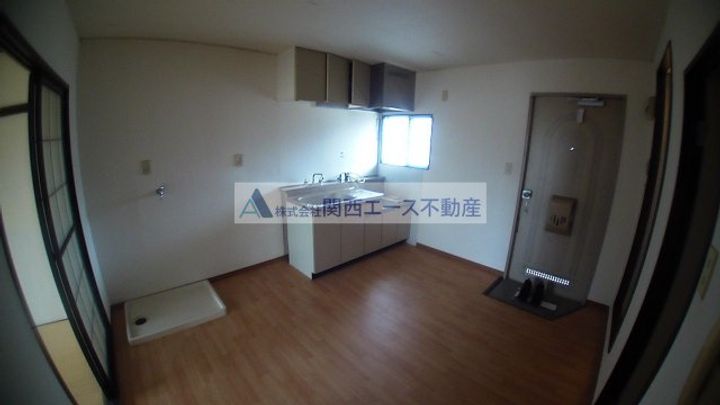 ファミール1号棟の居間