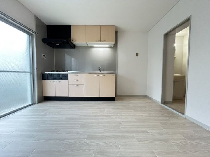 大阪府高槻市松川町(マンション)の賃貸物件の居間