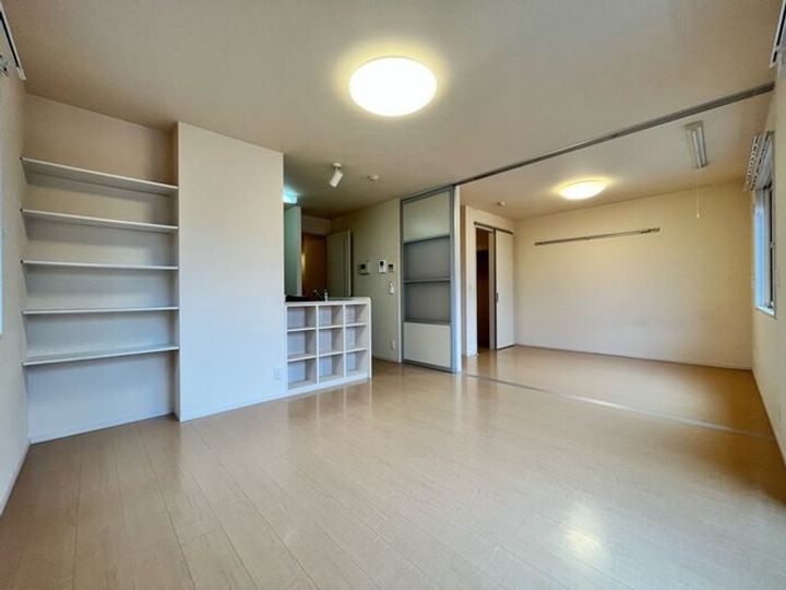 新潟県新潟市東区石山5(アパート)の賃貸物件の居間