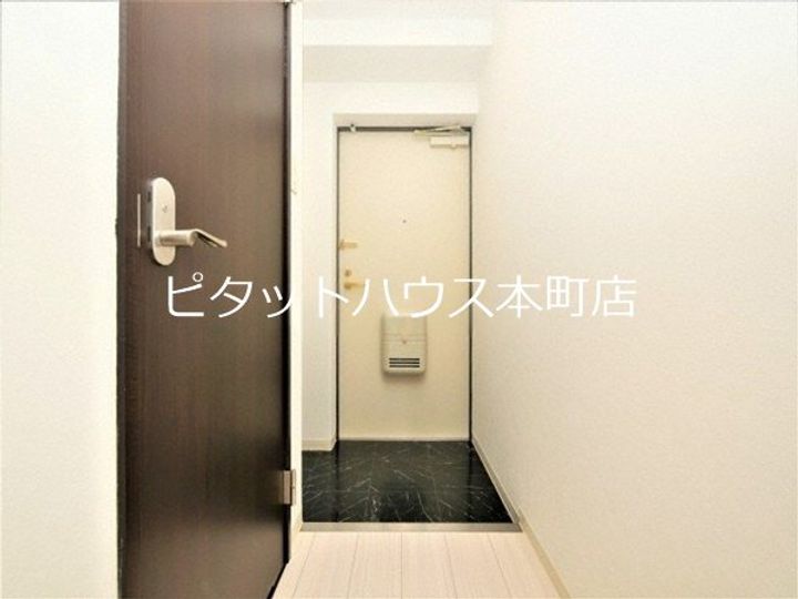 大阪府大阪市港区市岡2(マンション)の賃貸物件の玄関