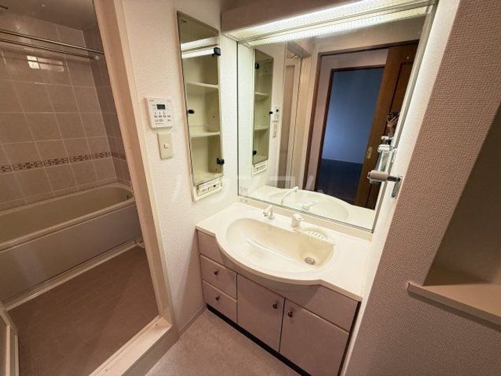 エクセルシオール所沢の内装