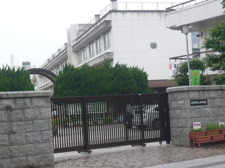 宏和23の周辺