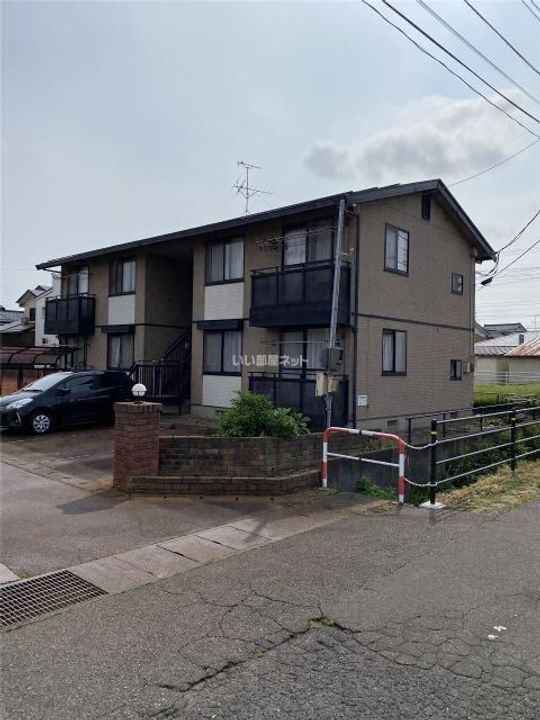 新潟県三条市桜木町(アパート)の賃貸物件の外観