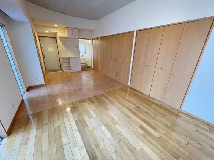 千葉県柏市末広町(マンション)の賃貸物件の居間