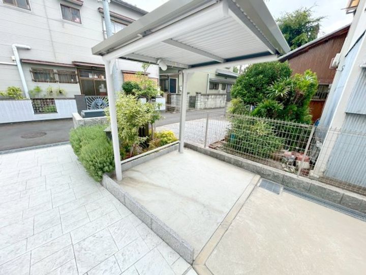 メゾン ラシュレの地図