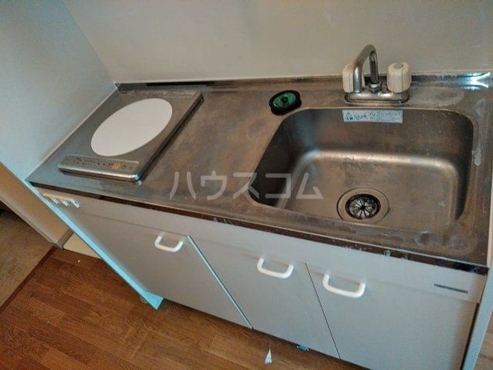 アイアンフラッツのキッチン