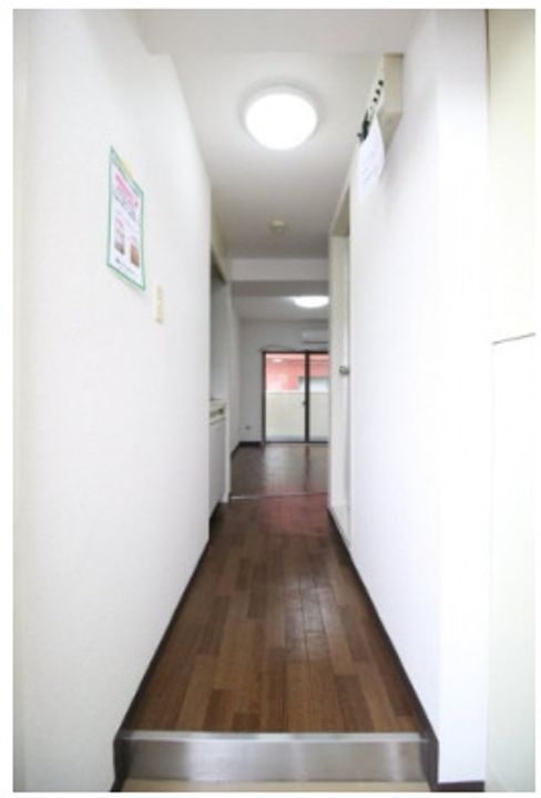 スカイコート荻窪IIの玄関