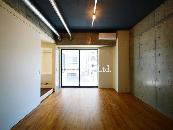 STEINS GATEの居間