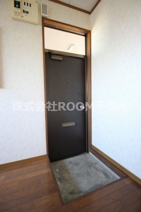 誠コーポIIの玄関