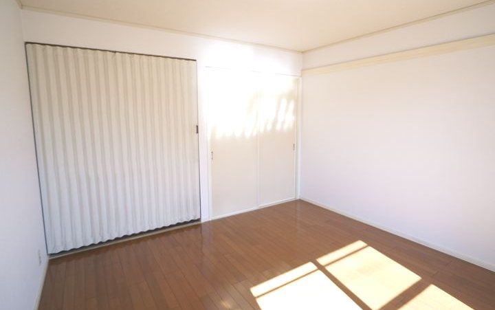 ヴィラネルIの内装