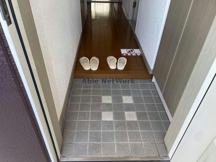 岐阜県大垣市昼飯町(アパート)の賃貸物件の玄関