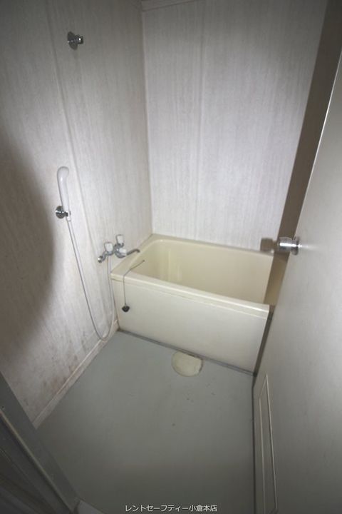 FIRST上富野ハイツの風呂