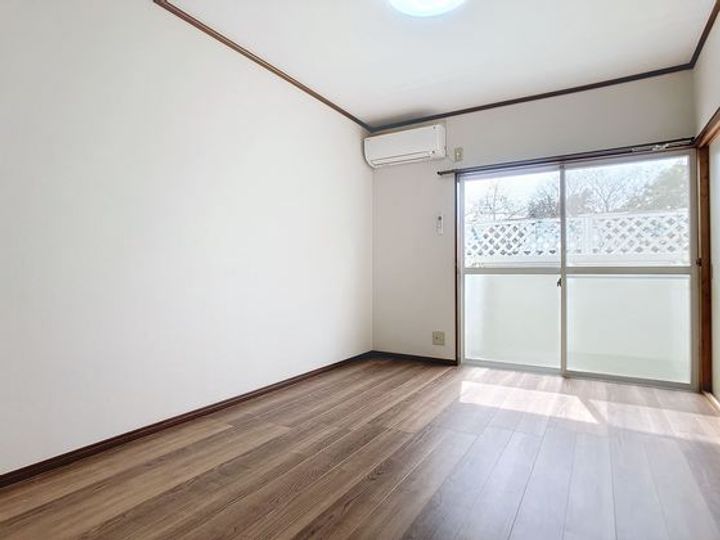 モリタコーポの居間