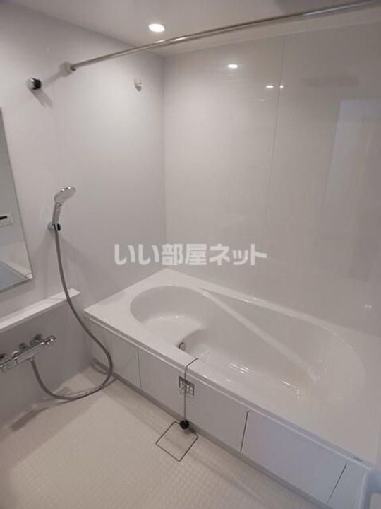 京都府亀岡市千代川町明晴6(アパート)の賃貸物件の風呂