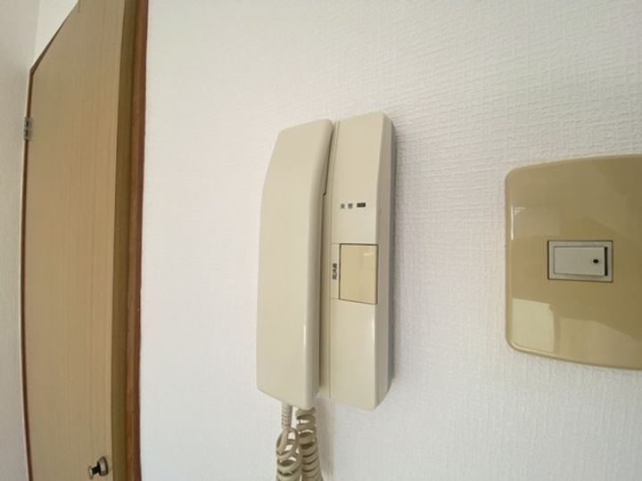 ハルビルの内装