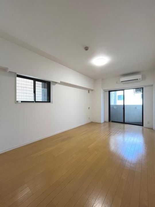 プロスペクト門前仲町の居間