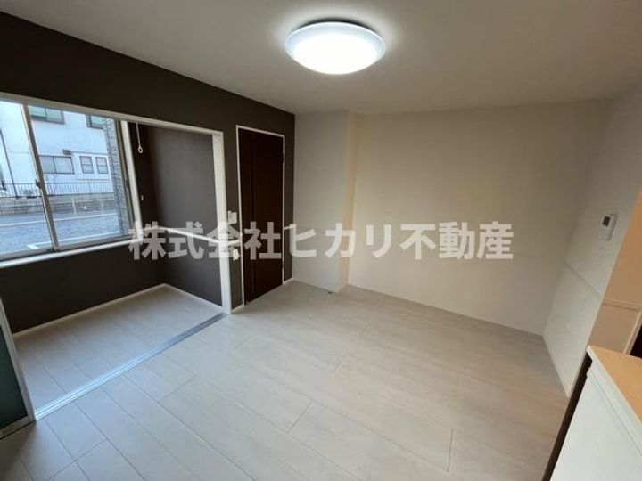 【ペット可・角部屋】ALIVIO(アリビオ)の居間