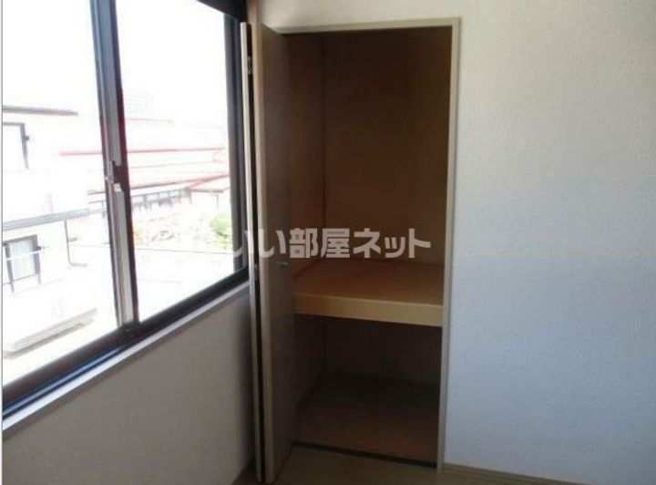 ロワジールIII番館の内装