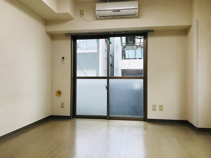 ウィスタリア西荻の居間