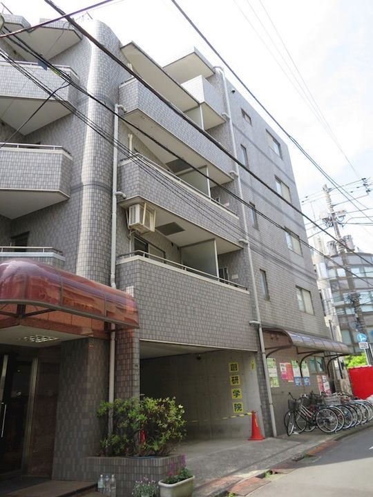 ウィスタリア西荻の外観