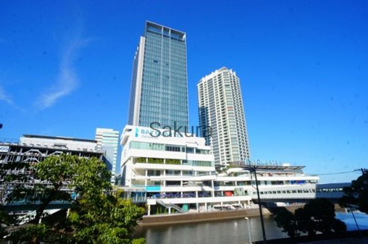 チャイカ横浜の周辺