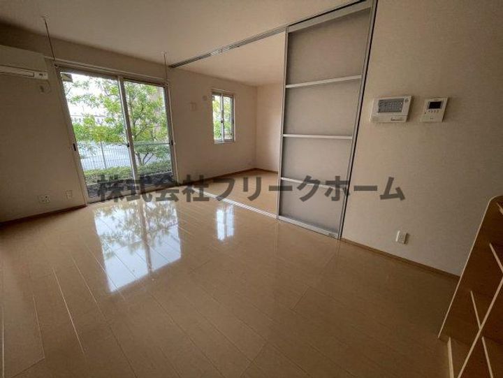 東京都三鷹市上連雀1(アパート)の賃貸物件の居間