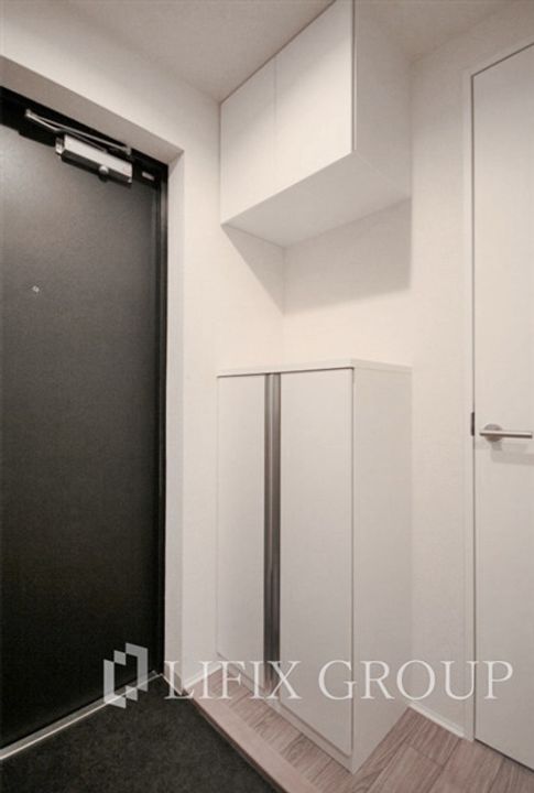 東京都足立区谷中3(マンション)の賃貸物件の玄関