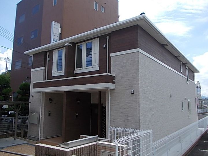 ソレイユ アルドーレの外観