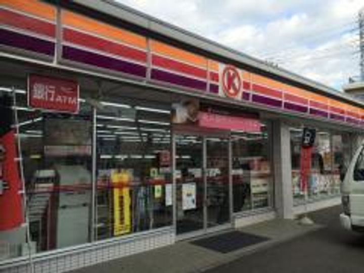 プリメーラの周辺