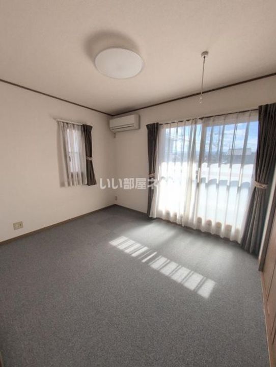 ダイヤモンドハイツ Bの居間