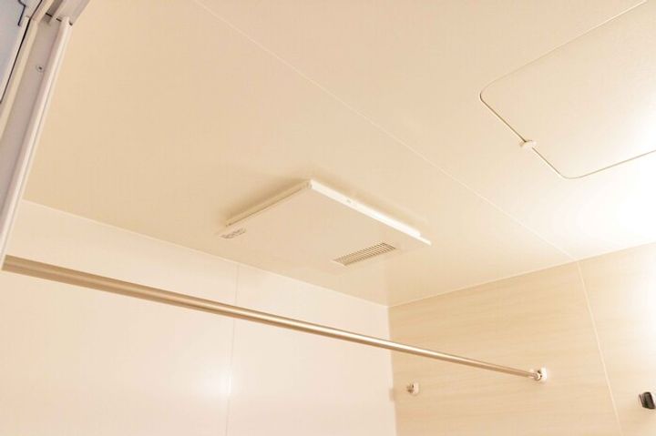 サントル駅西の内装