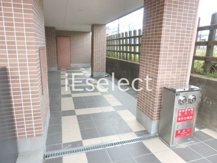 アンブラッセ要町の地図