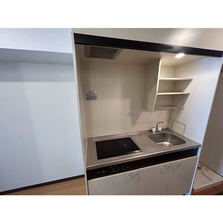 フォルトゥーナ上前津のキッチン