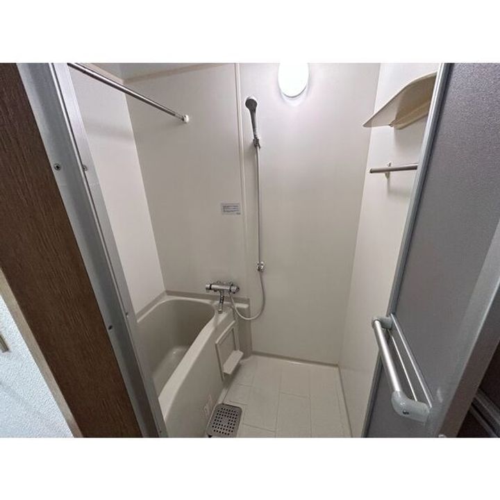 フォルトゥーナ上前津の風呂