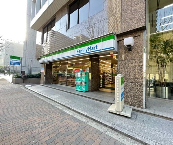 ラヴ神戸三宮の周辺