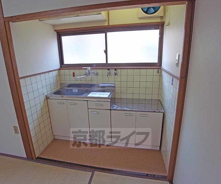 岡崎神宮荘のキッチン