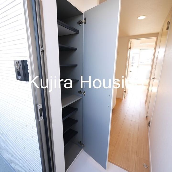 埼玉県さいたま市岩槻区日の出町(アパート)の賃貸物件の玄関