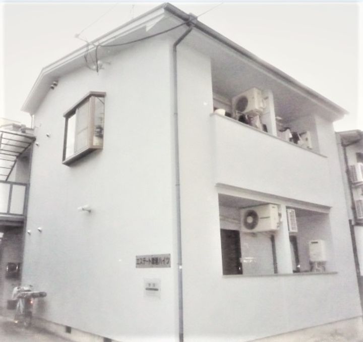 エステート琵琶ハイツの外観