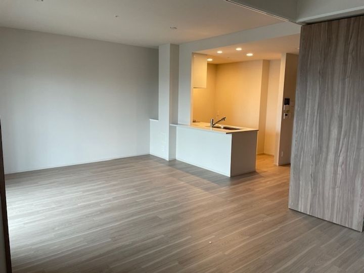 プレミスト徳山ザ・レジデンスの居間