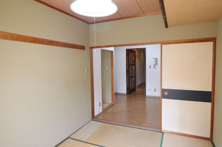 ダイアパレス青山の居間