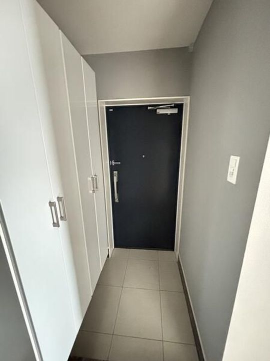 神奈川県横浜市泉区中田南2(マンション)の賃貸物件の玄関